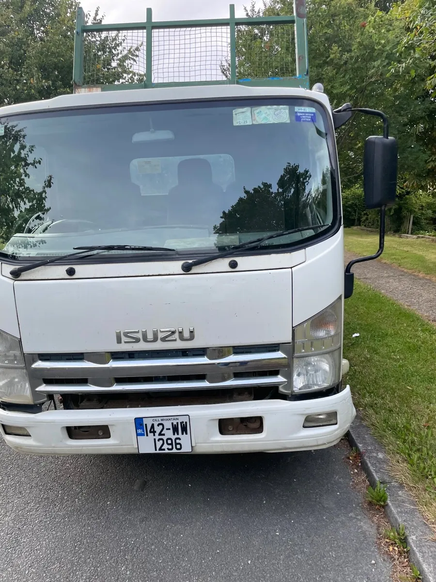Isuzu Forward 2014 - Image 4