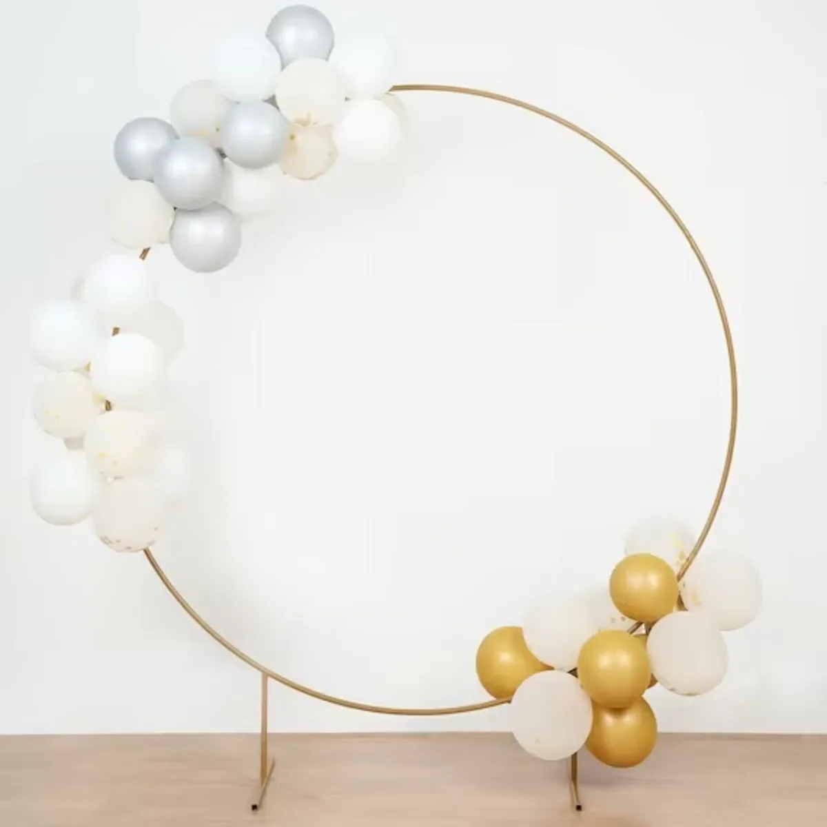 Metal decorative arch - Image 1