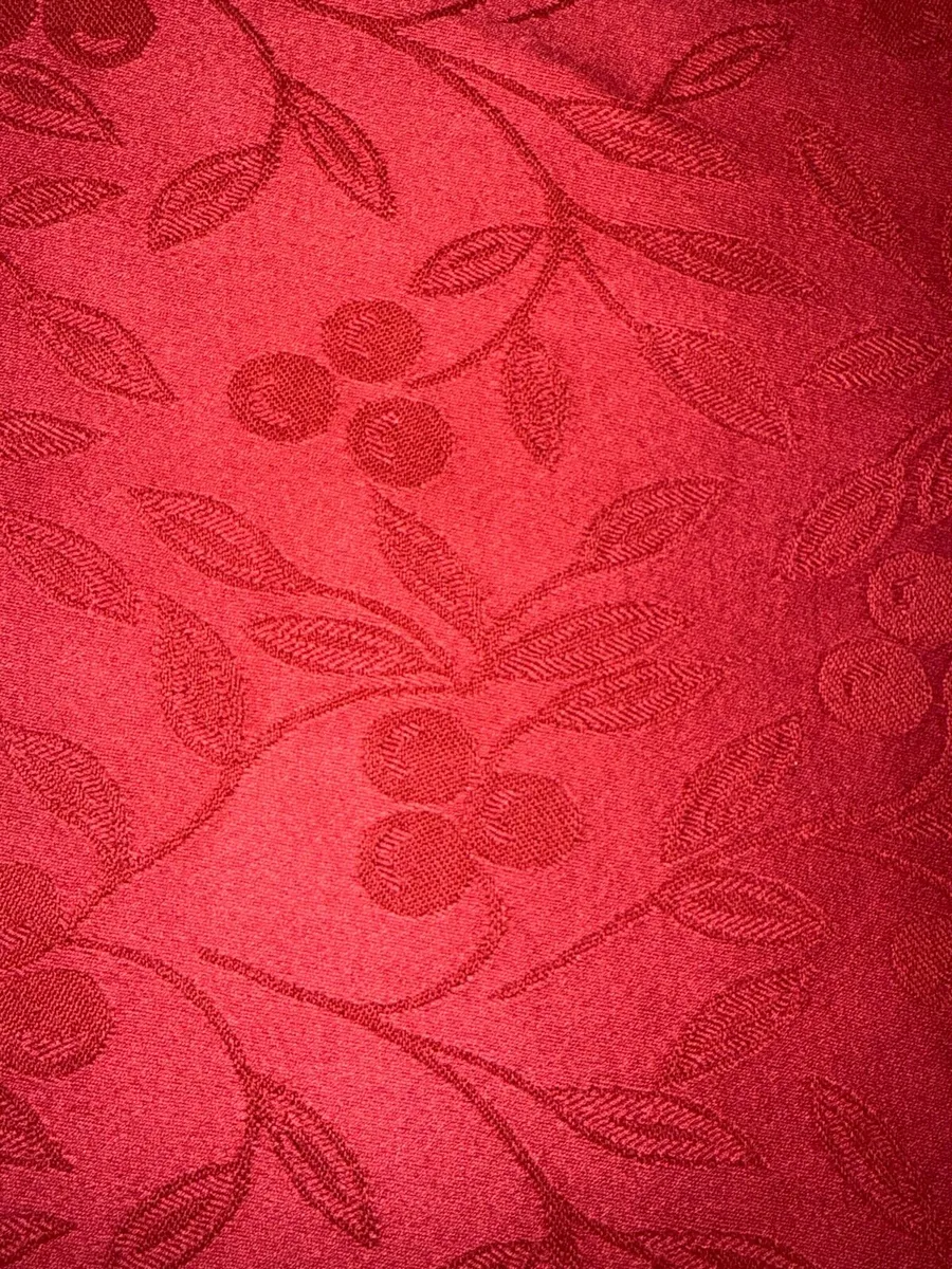Meadows & Byrne Tablecloth - Image 2