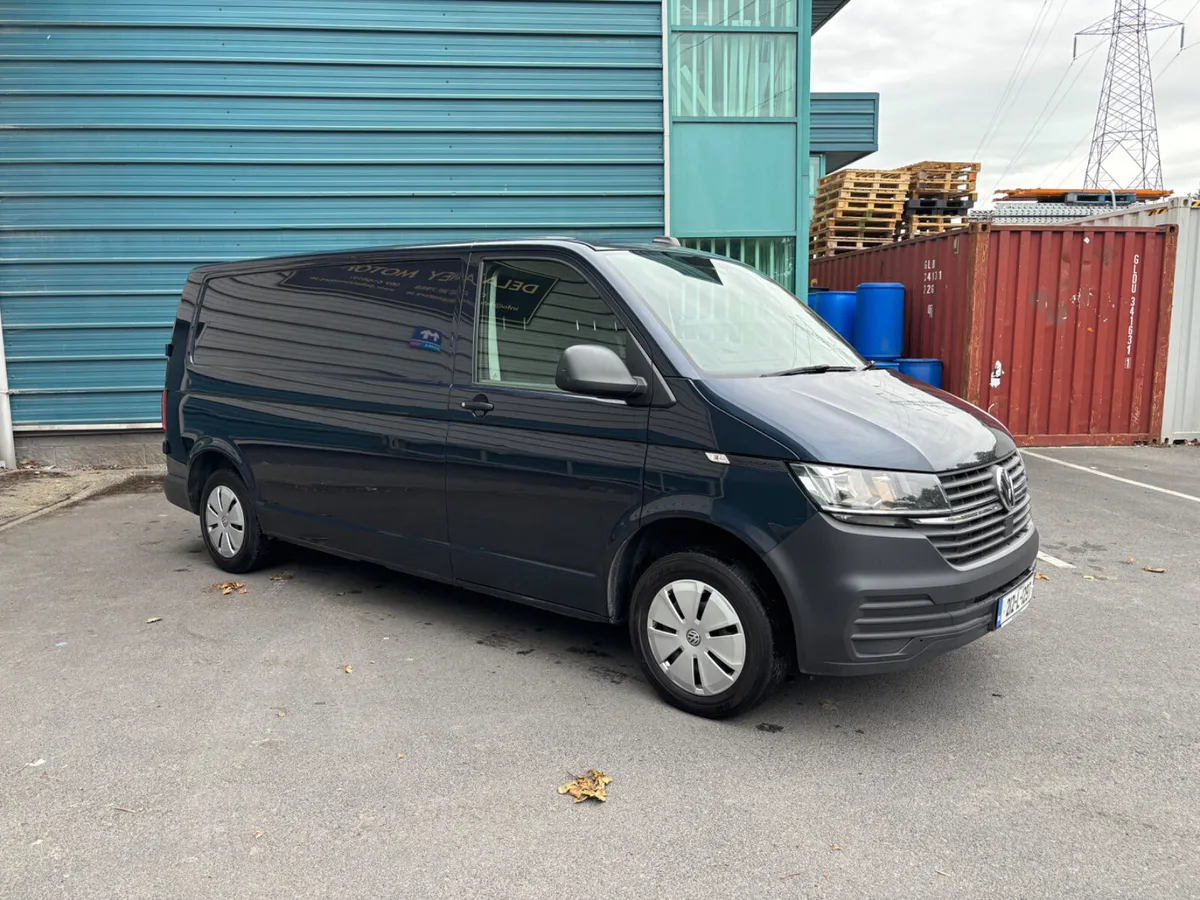 212 Volkswagen Transporter Automatic 150BHP LWB 3 - Image 3