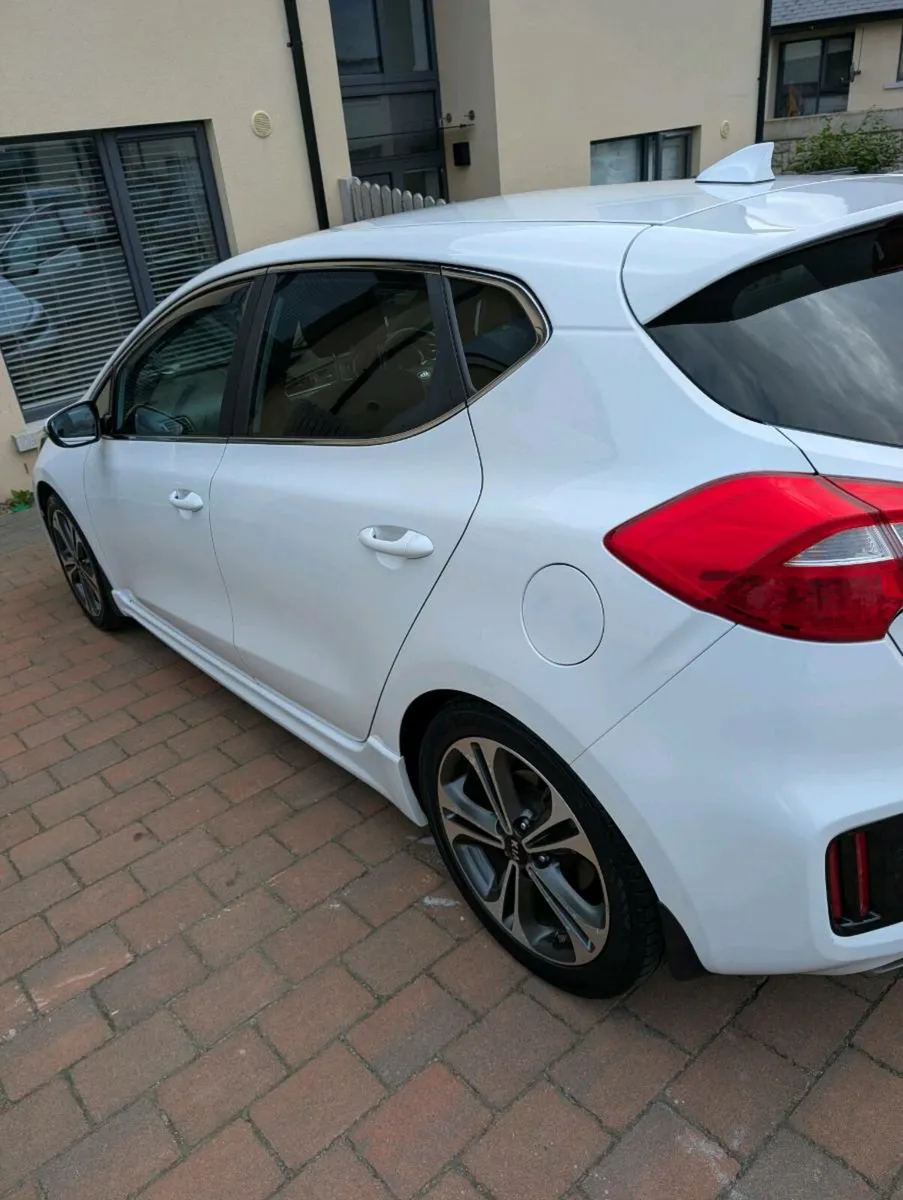 2018 Kia Ceed GT-Line – Immaculate, Low mileage - Image 2