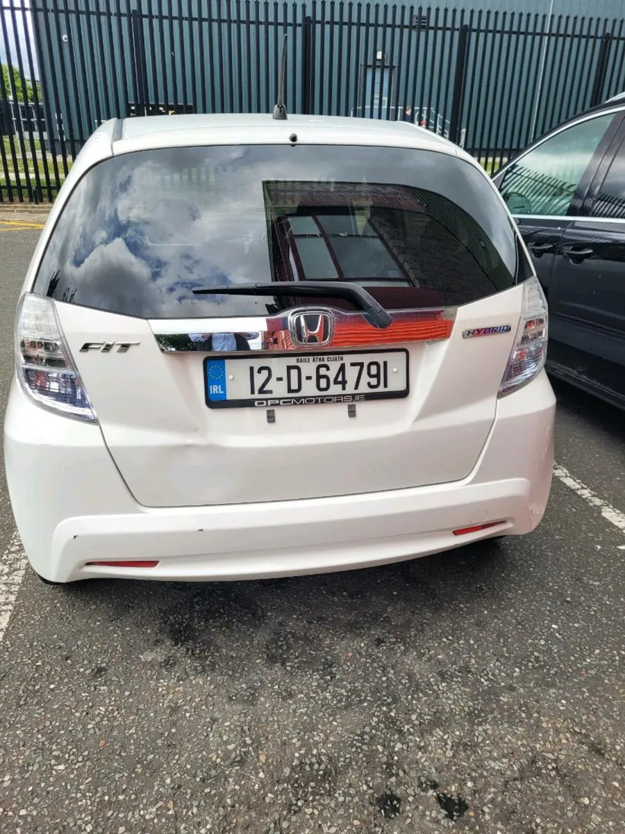 2012 Honda fit hybrid 1.3 automatic - Image 2
