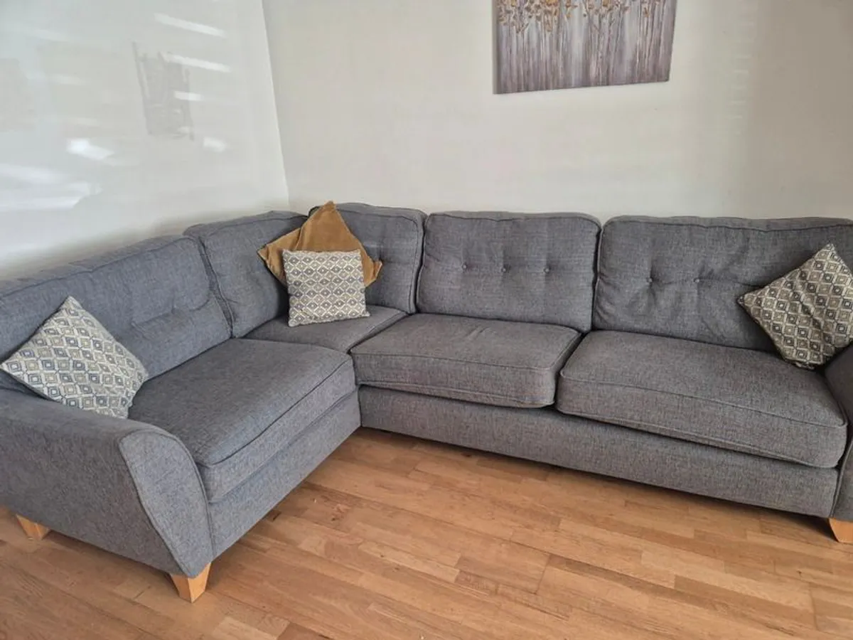 Corner sofa and chair - Image 1