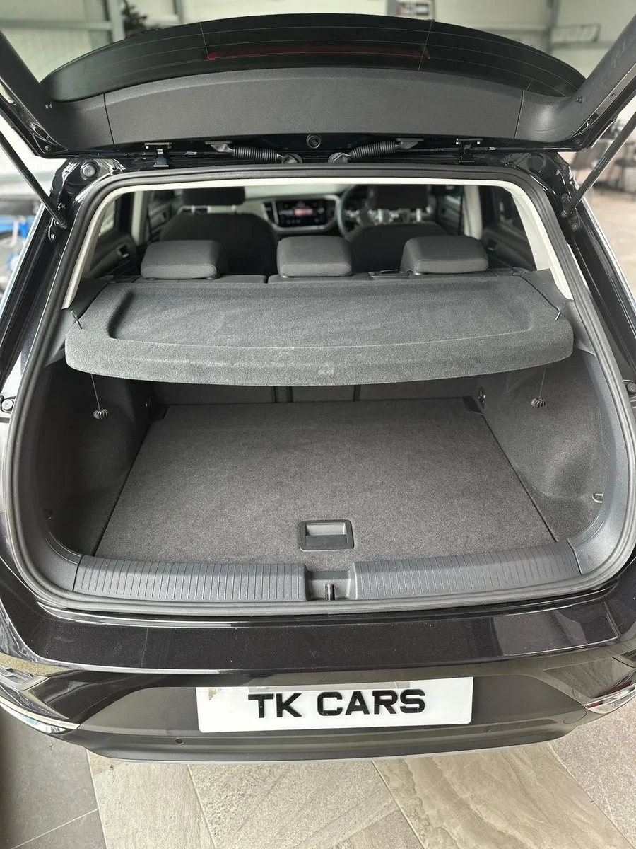 202 VOLKSWAGEN T-ROC DESIGN - Image 4