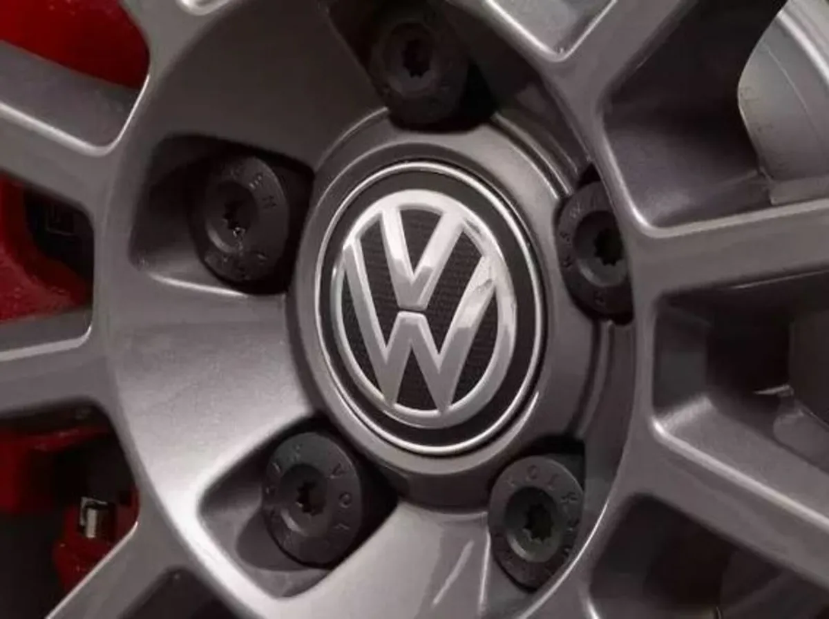 VW Centre Caps - FREE POST - Image 2