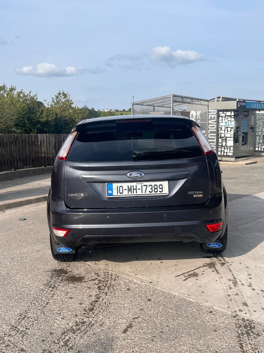 Ford Focus 1.6 Diesel Zetec - Image 2