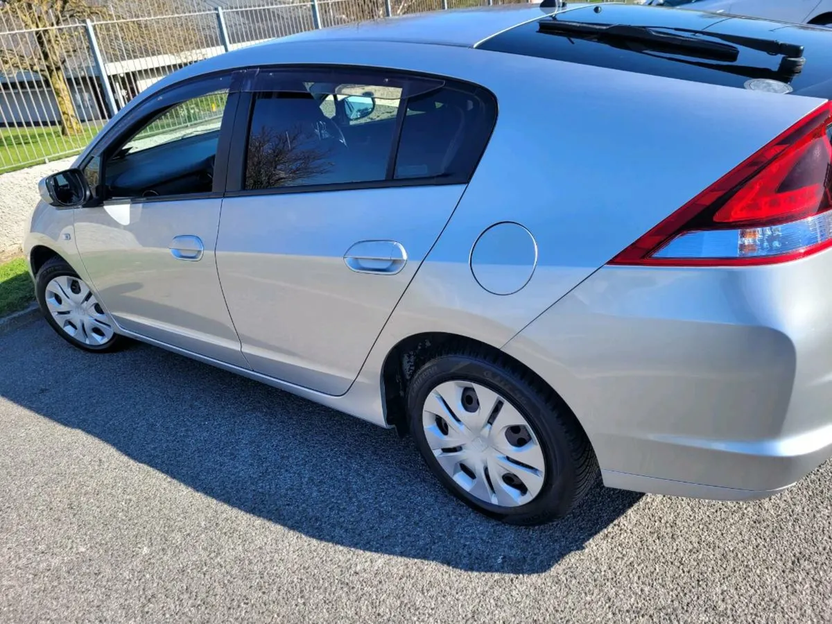 141 Honda Insight Hybrid 1.3 automatic - Image 3