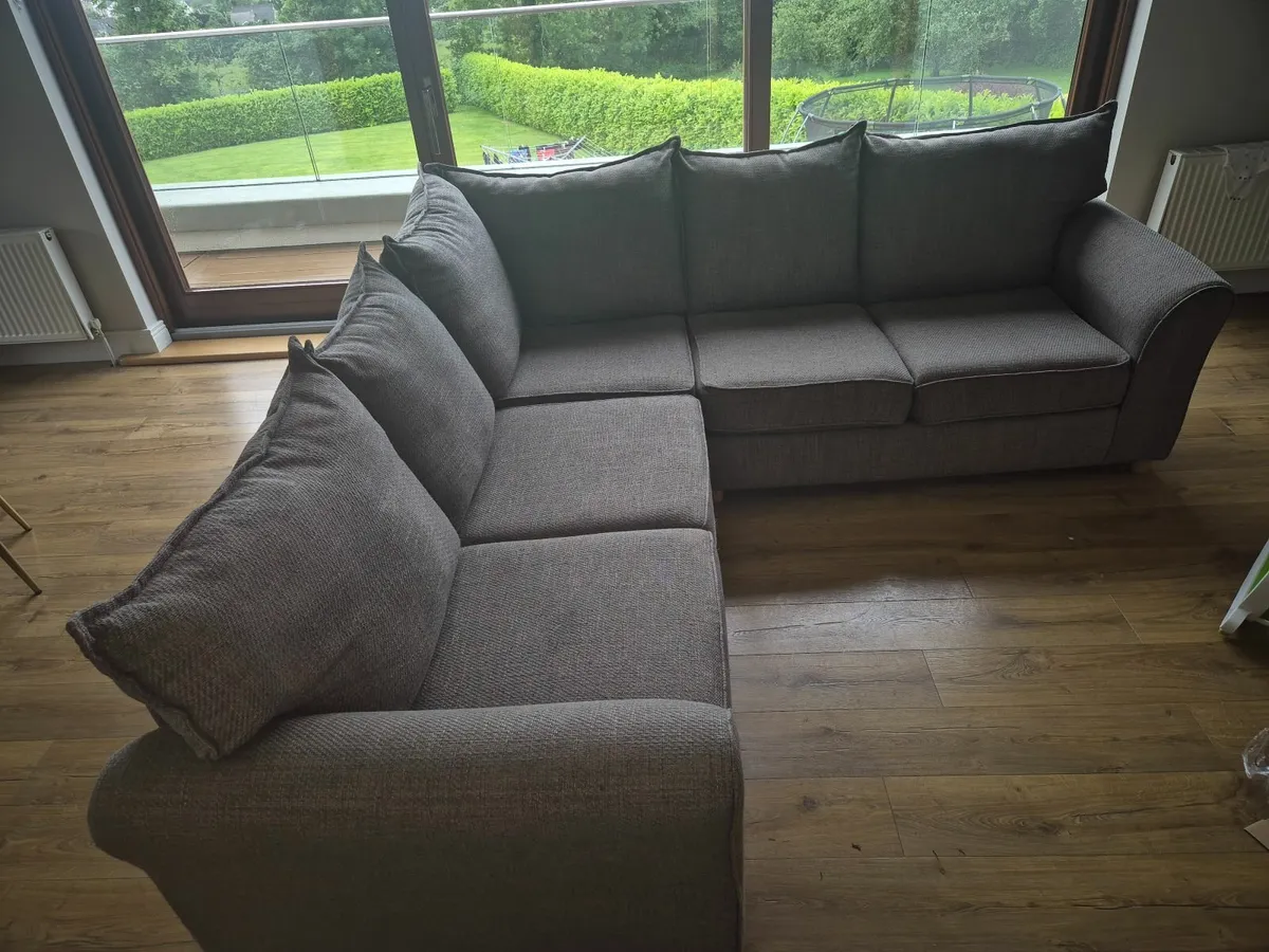 Comfy Corner Sofa - Image 3