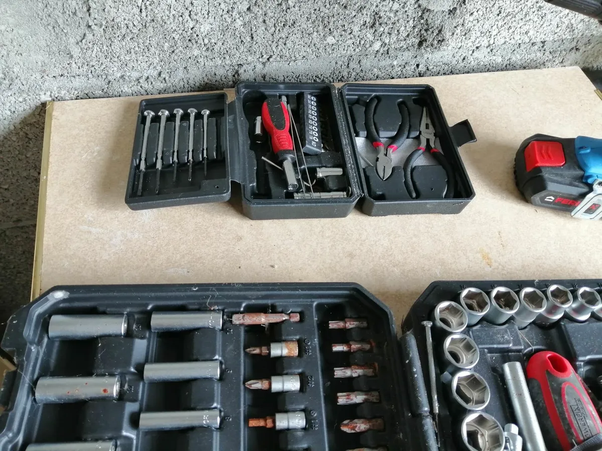 Tools - Image 1