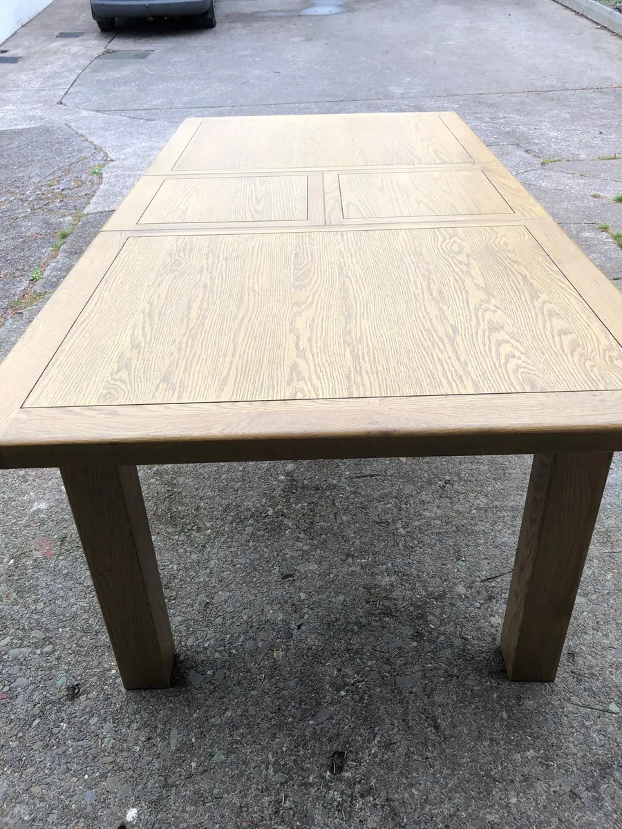 Extendable oak table - Image 2