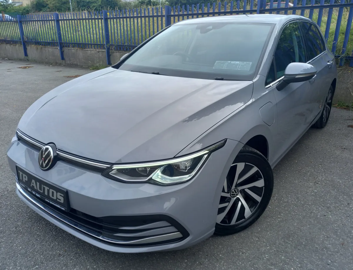 Volkswagen Golf 2022 - Image 1