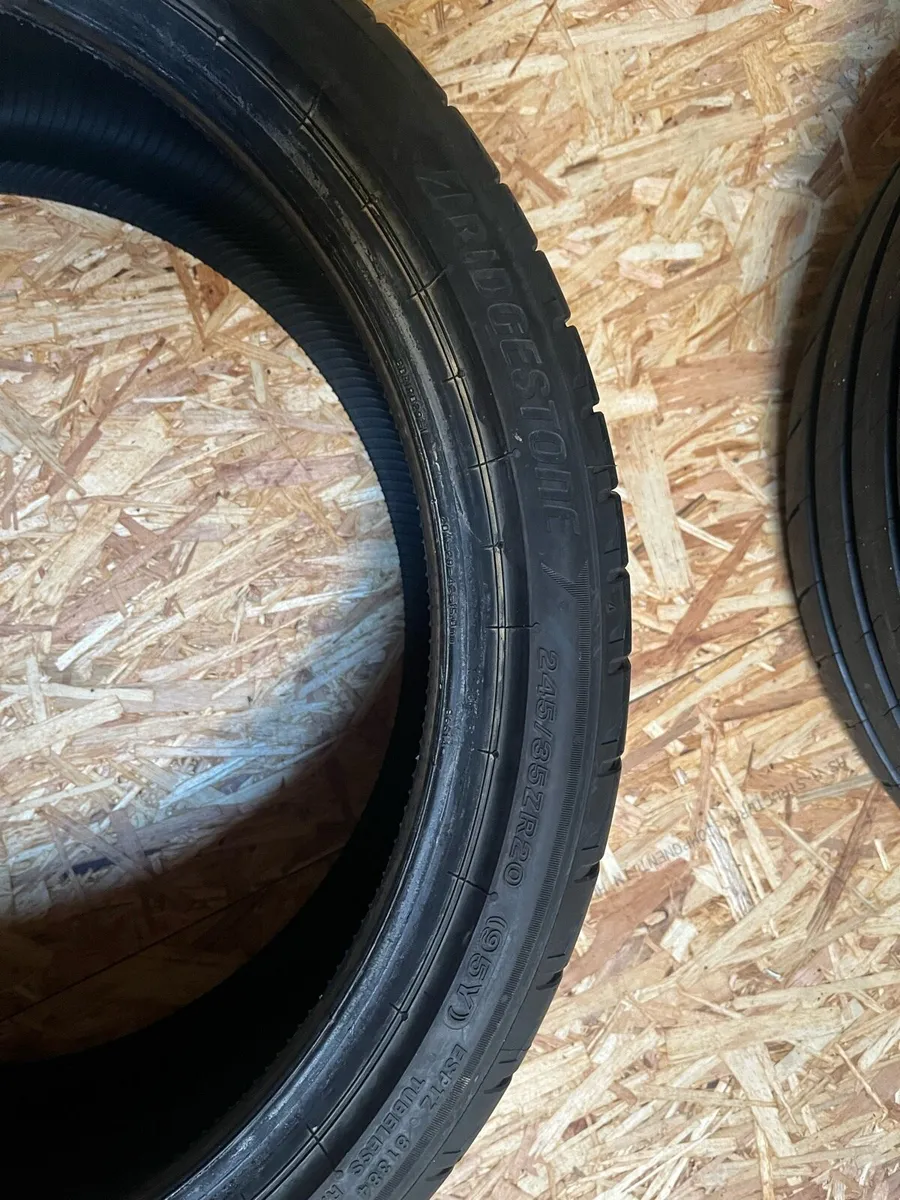 Bridgestone Potenza Sport 245/35Z/R20 - Image 3