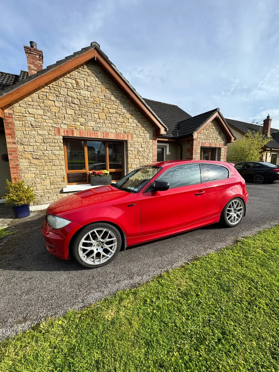 BMW series 1 - Image 3