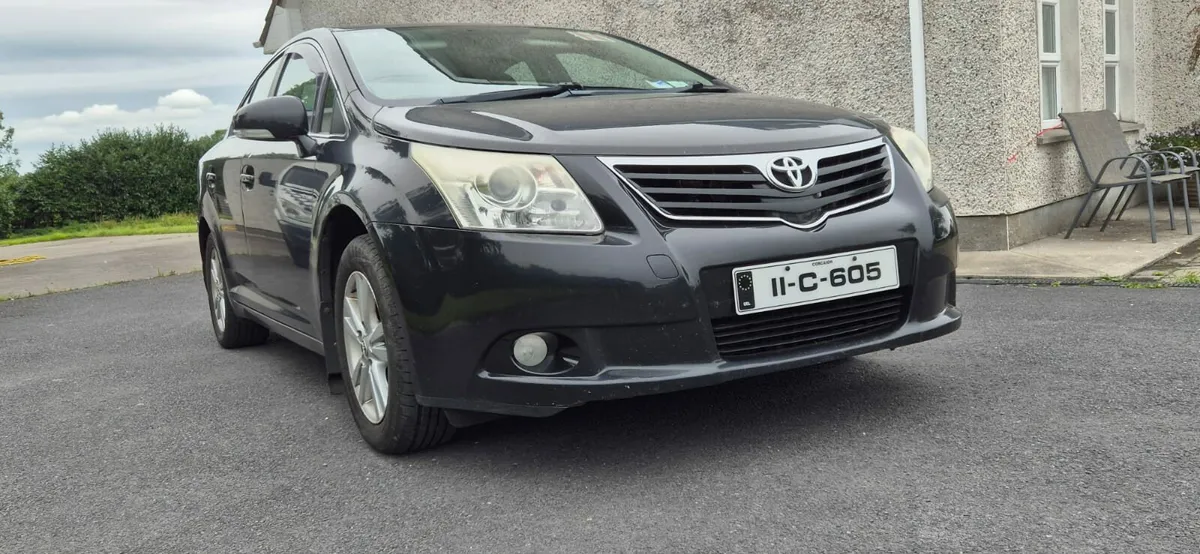 Toyota Avensis 2011 - Image 4
