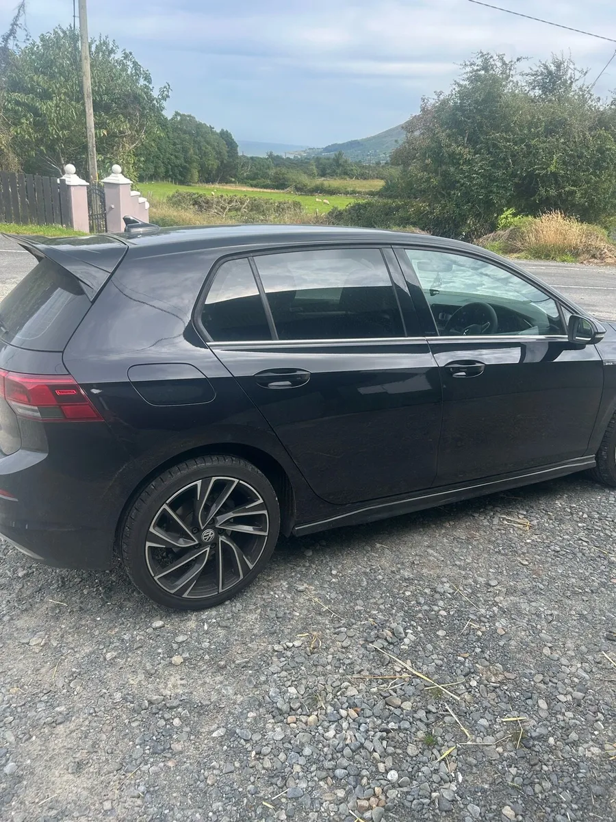 Volkswagen Golf 2021 - Image 2