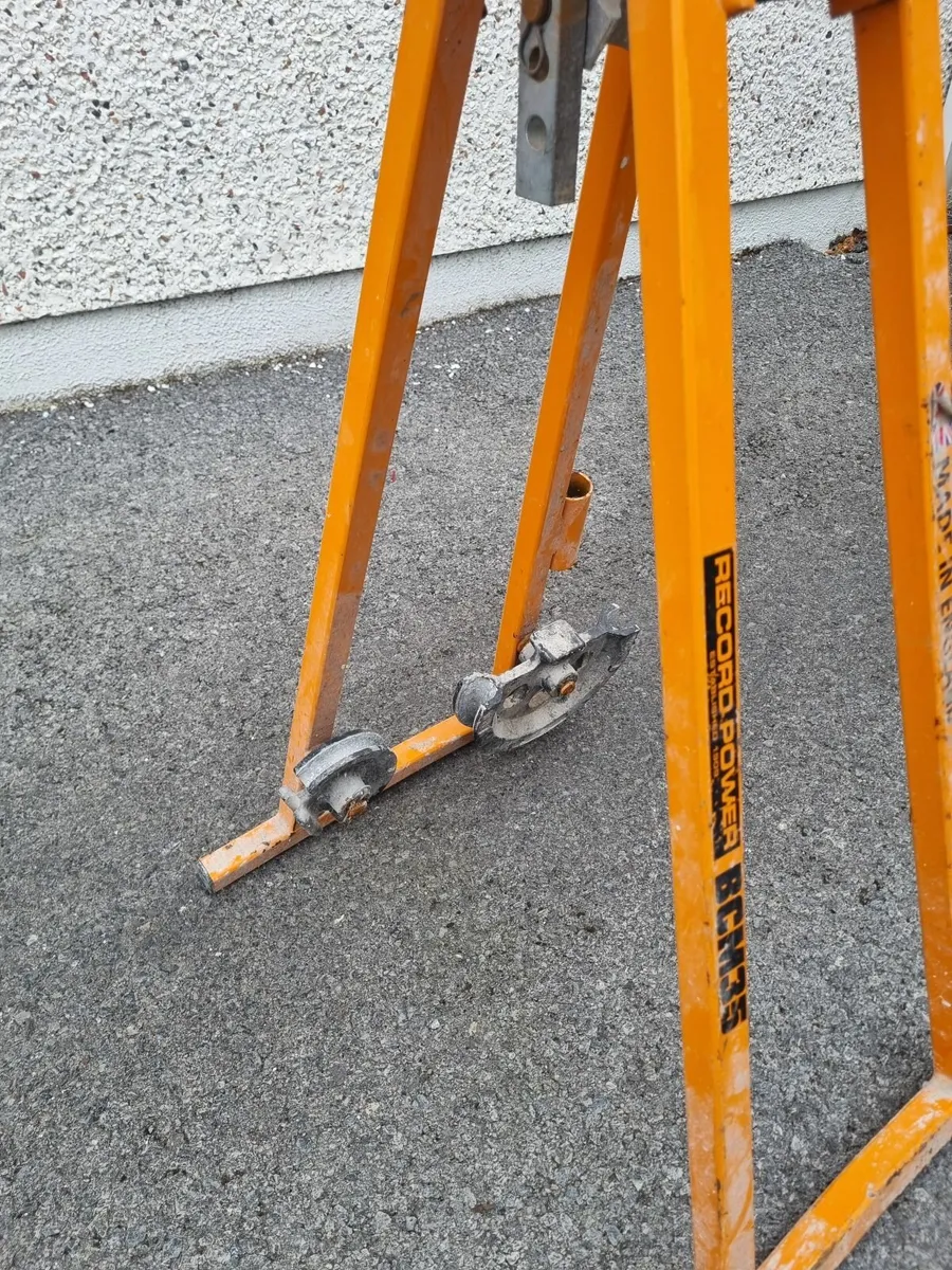 Pipe bender - Image 1
