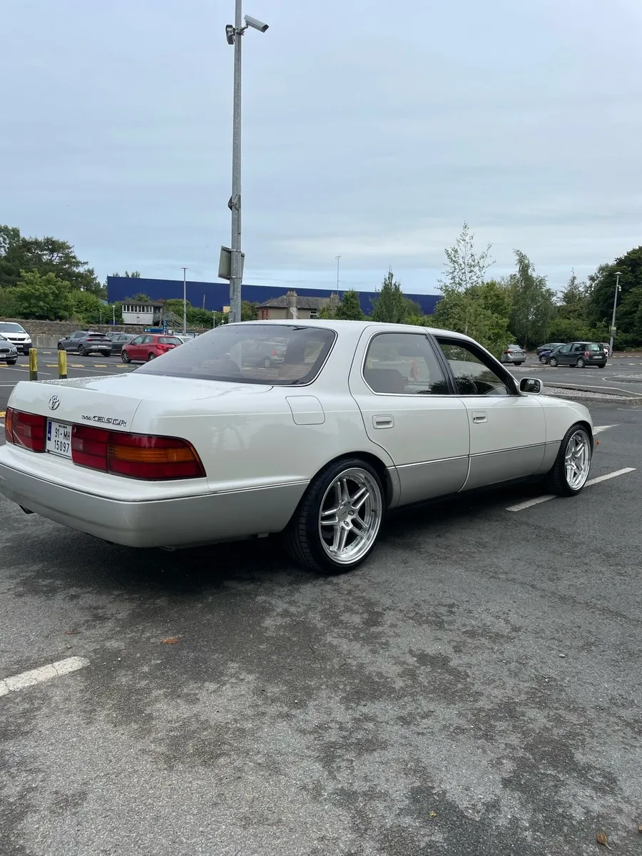 Toyota celsior - Image 4