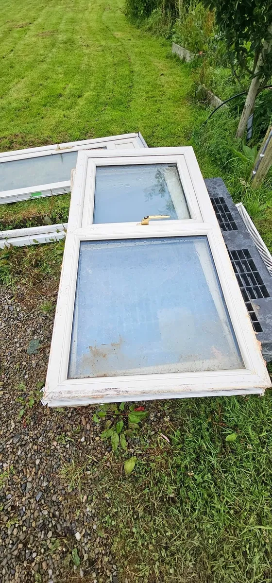 Door and 2 windows - Image 2