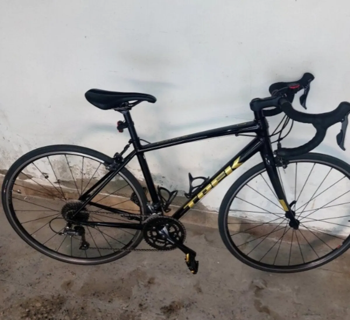 2024 TREK DOMANE AL2 RACING BICYCLE + LOCK - Image 2