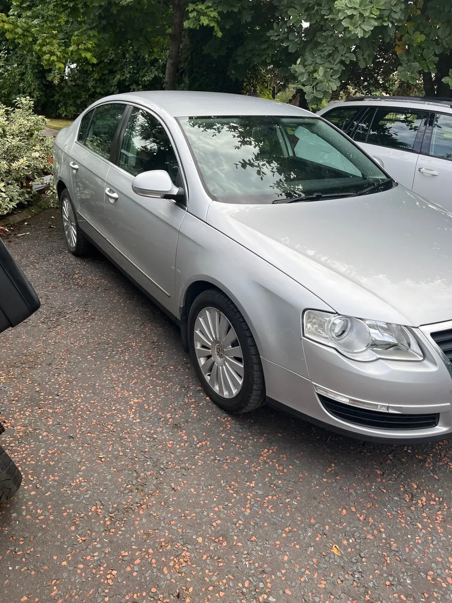 Volkswagen Passat 2011 - Image 3
