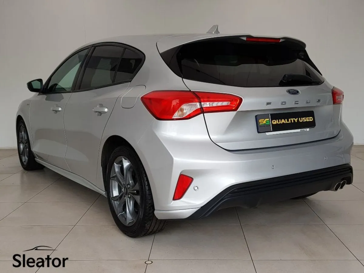 Ford Focus St-line Edition 5D 1.5td120 M6 - Image 3