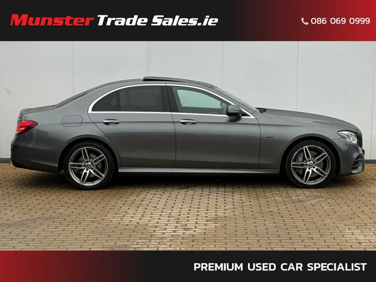 Mercedes-Benz E-Class E350e AMG Line Premium Plus - Image 4