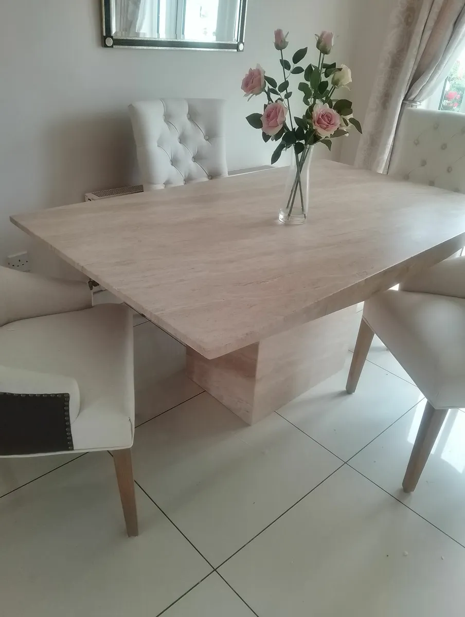 For sale Marble table and 4 chairs. - Image 4