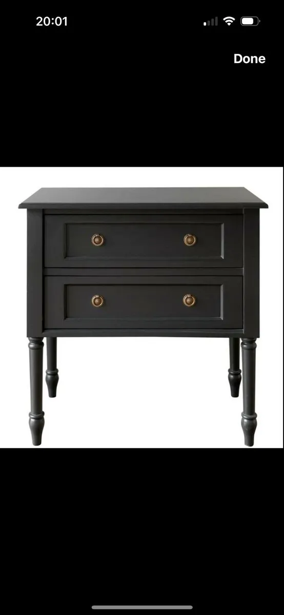 Pod furniture chest of drawers - Image 1