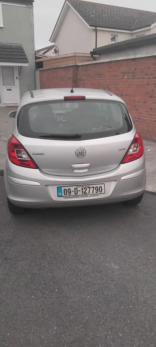 Vauxhall Corsa 2009 - Image 3