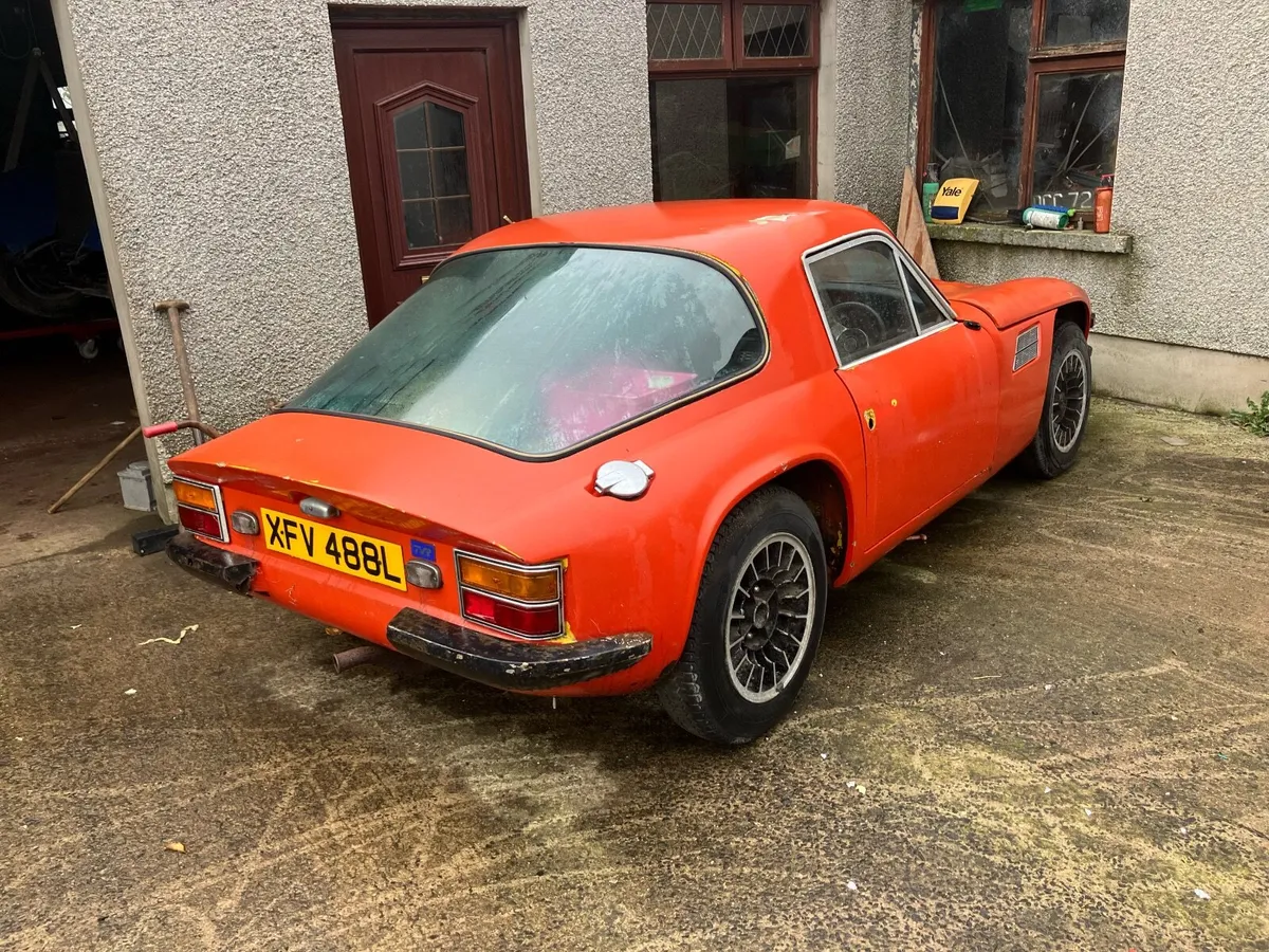 TVR  Vixen - Image 2