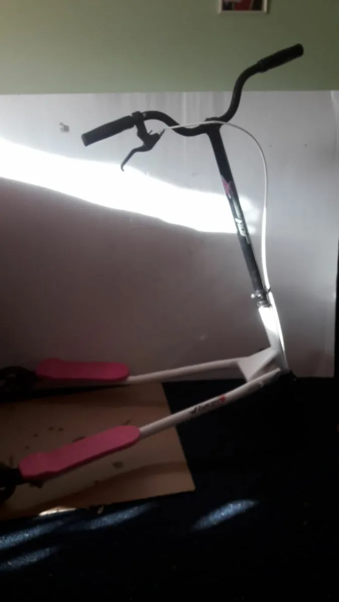 Flicker Scooter - Image 1