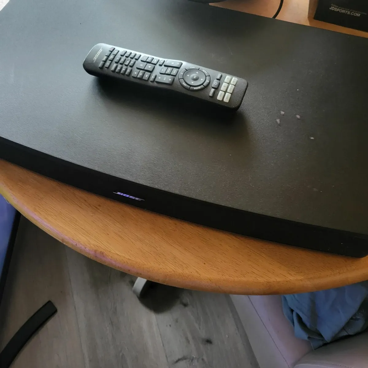 65 inch LG smart tv UHD PLUS Bose solo speaker - Image 3
