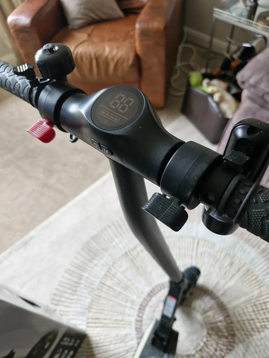 Electric Scooter - Image 2