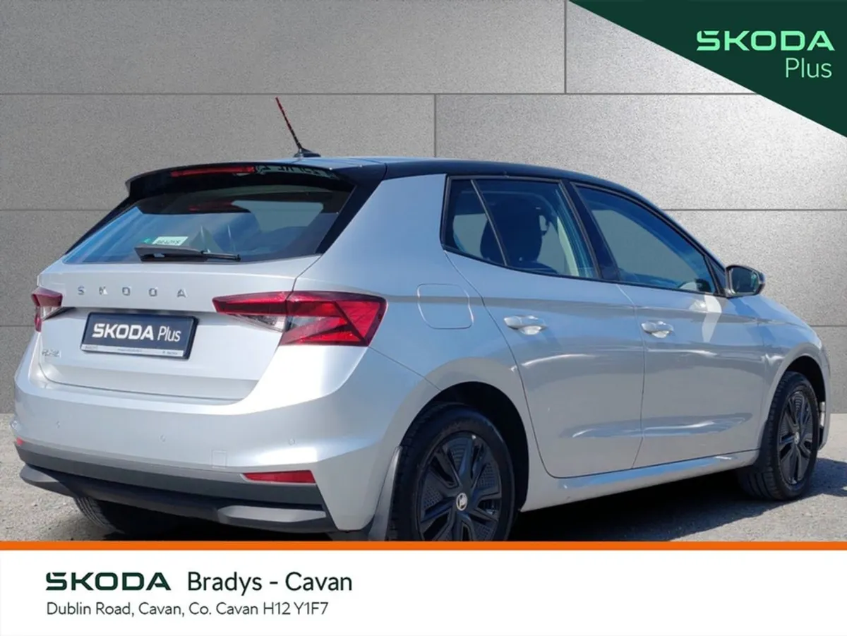 Skoda Fabia Ambition 1.0 MPI 65hp 5DR - Image 3