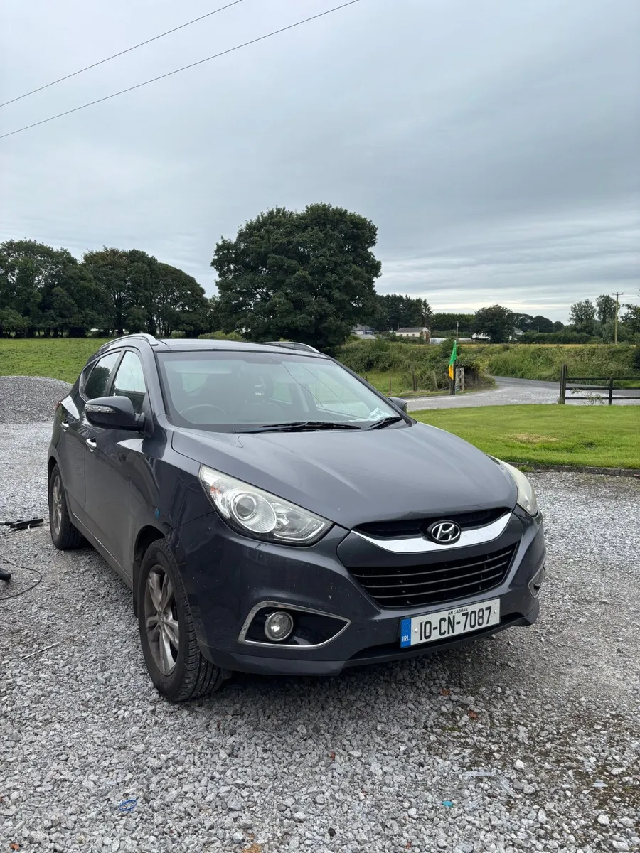 Hyundai ix35 2010 Needs Repairs | engine perfect - Image 1