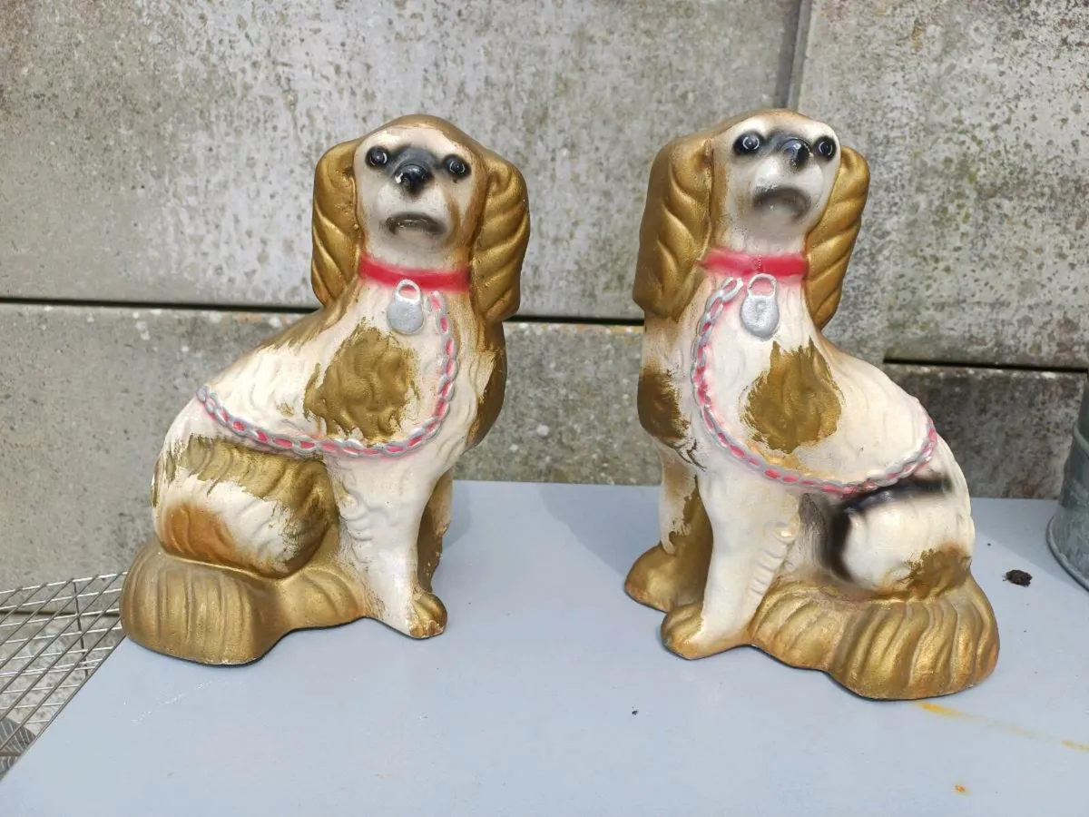Antique Cockerspaniel Figures - Image 1