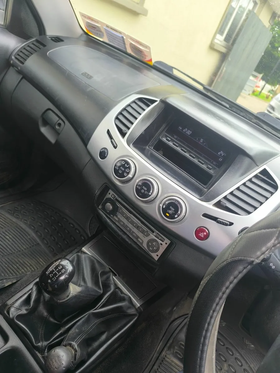 Mitsubishi L200 2015 - Image 3
