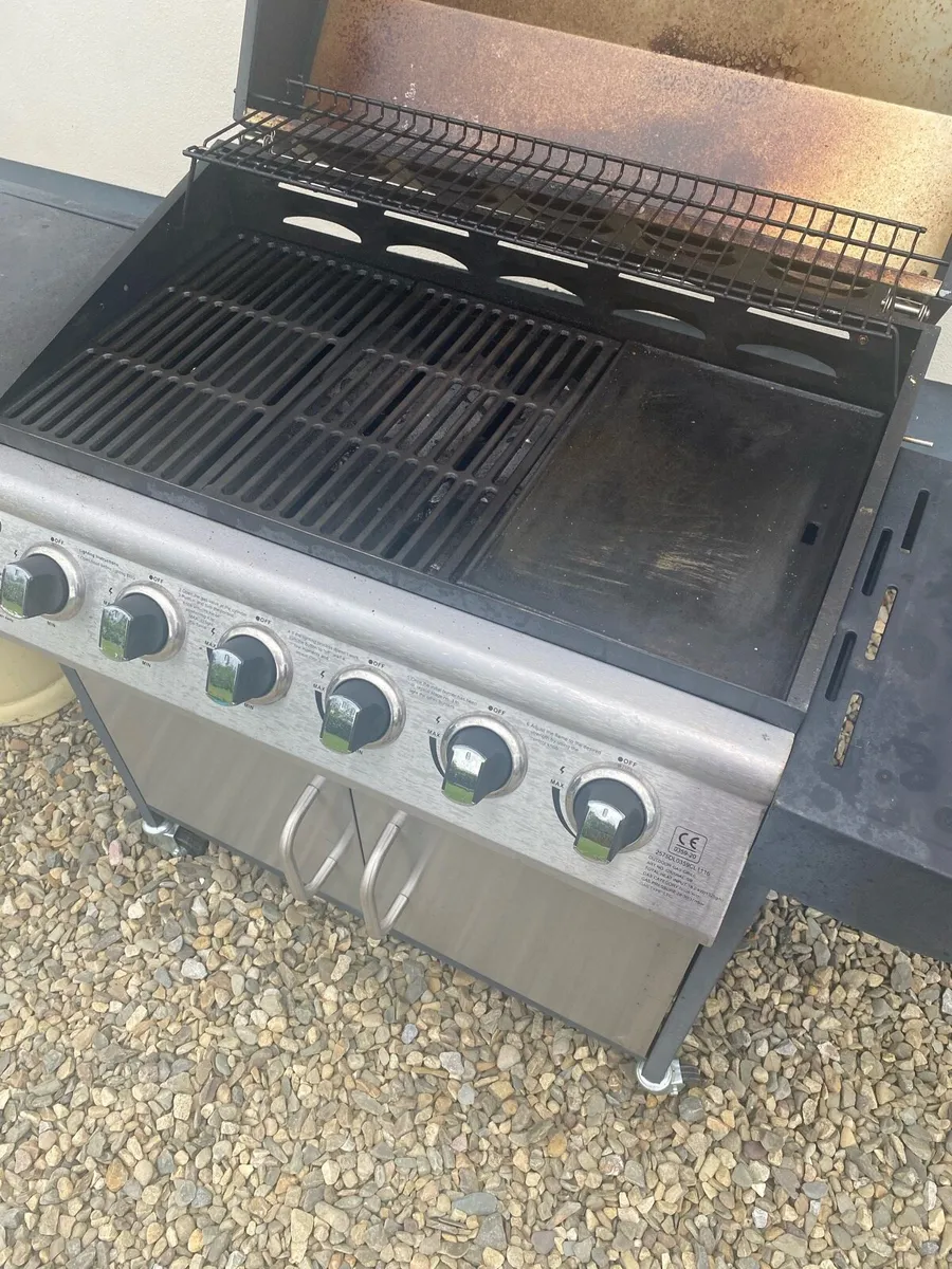 Texas 6 Burner Gas BBQ - Image 2