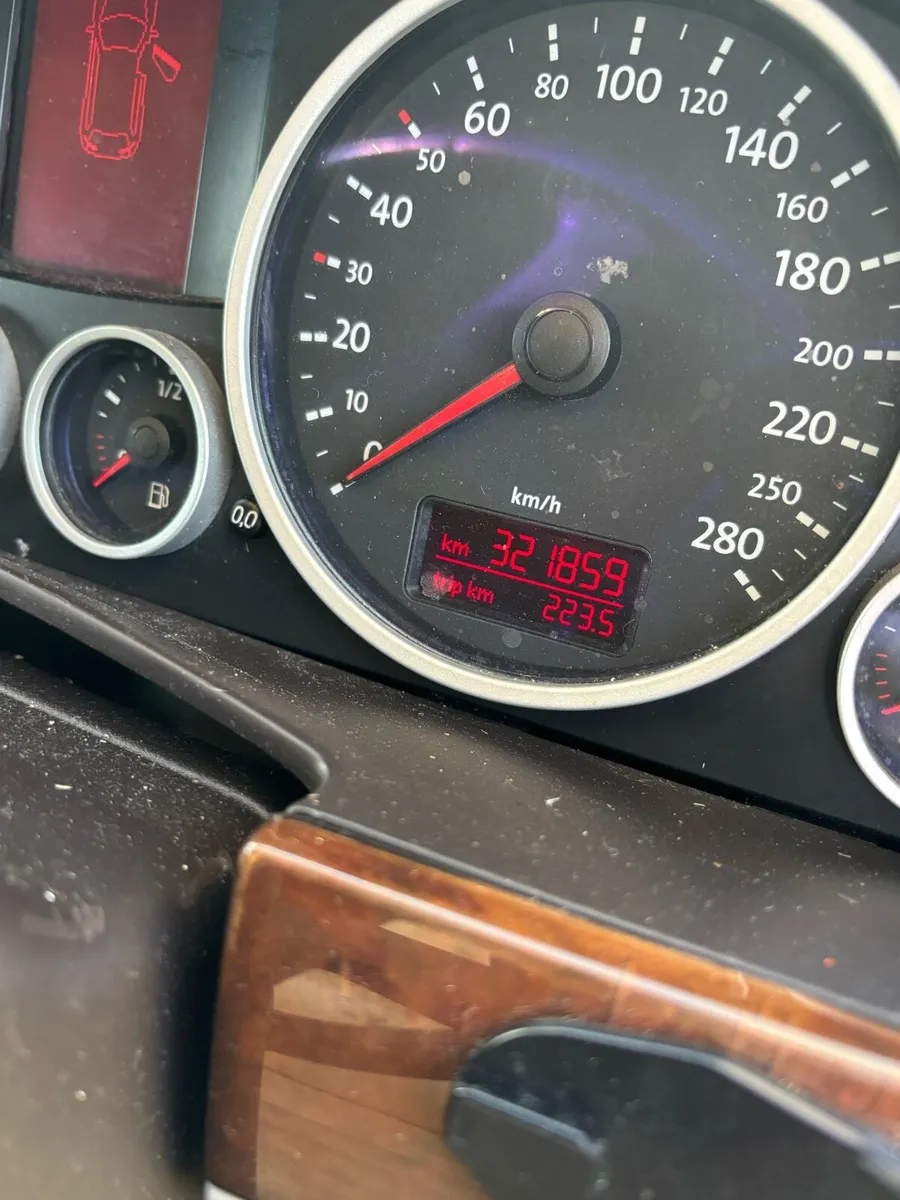 vw toureg - Image 4