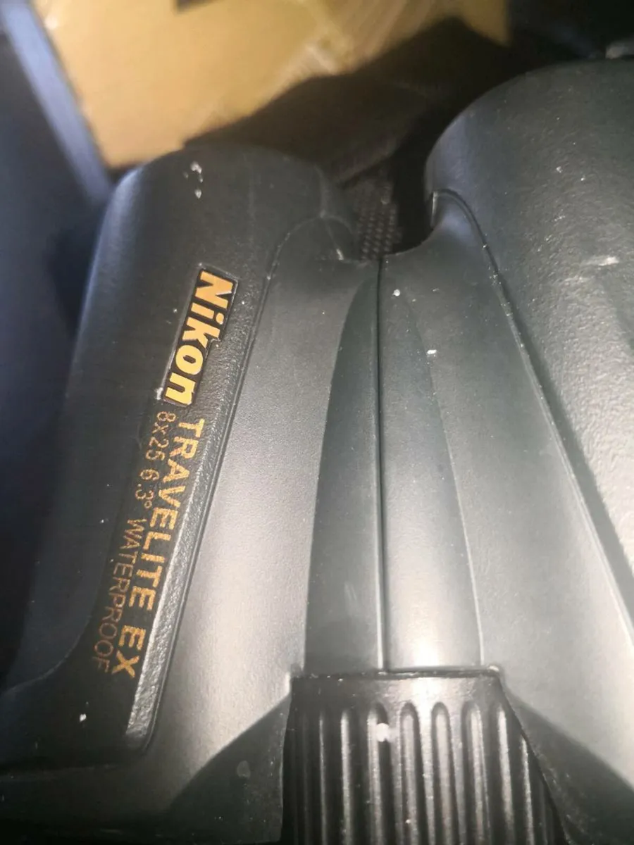 NIKON Travelite ex 8x25 binoculars waterproof - Image 2