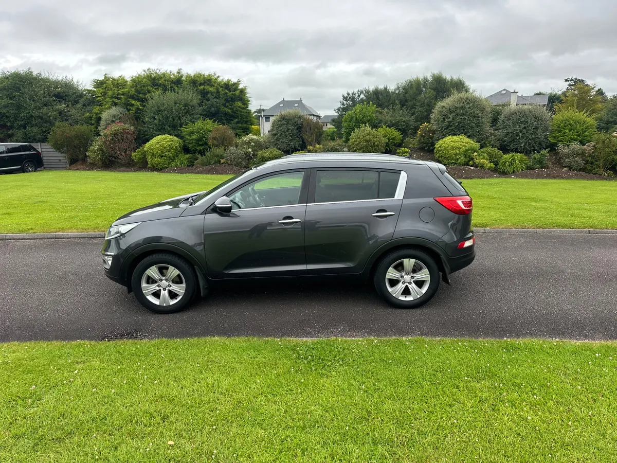 Kia Sportage 1.7 Crdi High Spec - Image 2