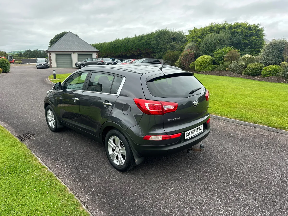 Kia Sportage 1.7 Crdi High Spec - Image 3
