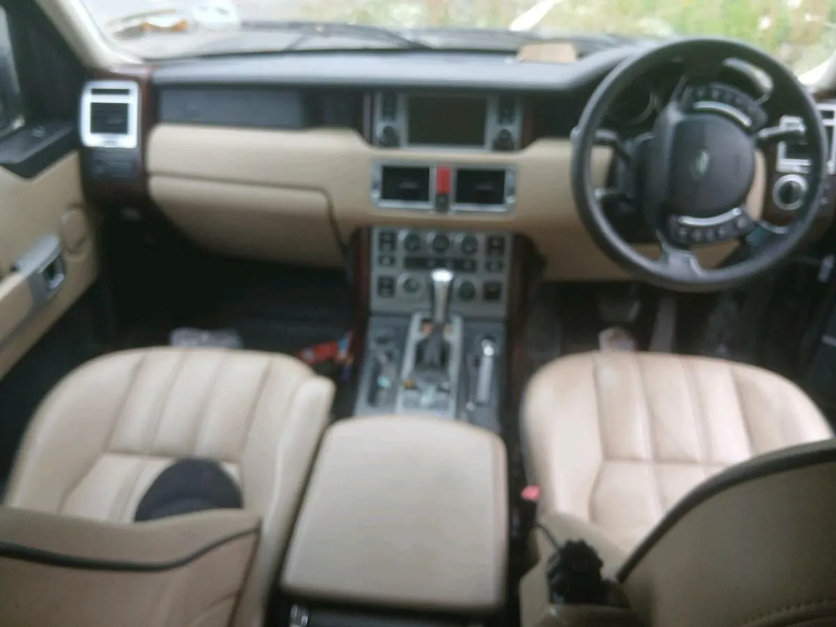 Range Rover BMW engine Crew Cab - Image 3