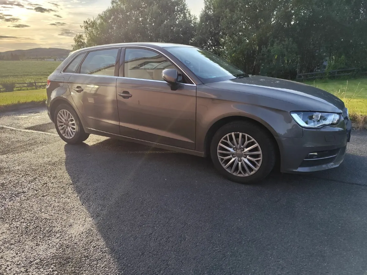 Audi A3 2013 - Image 2