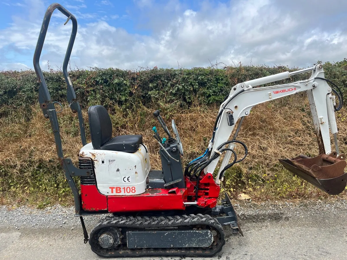 2007 Takeuchi tb108 mini digger - Image 1