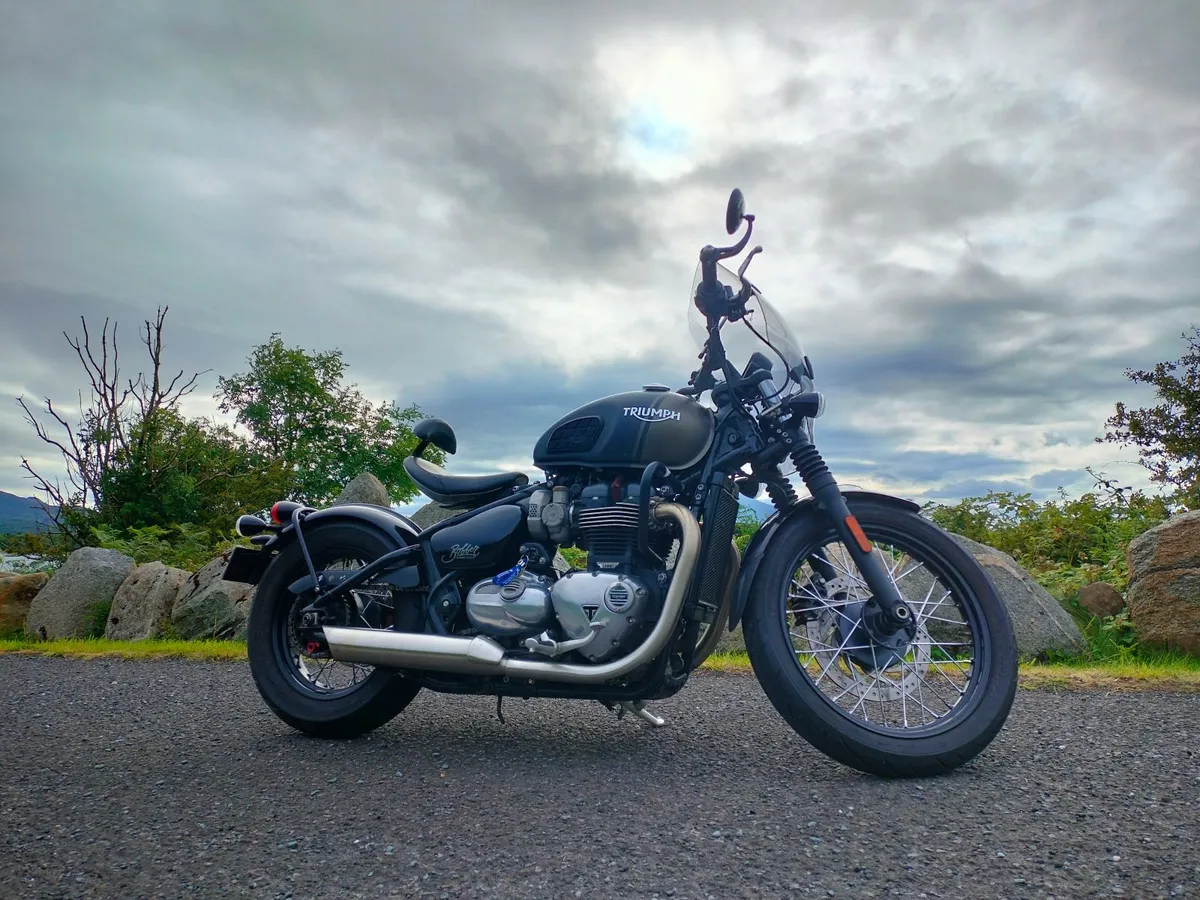 Triumph 1200 Bonneville Bobber - Image 1