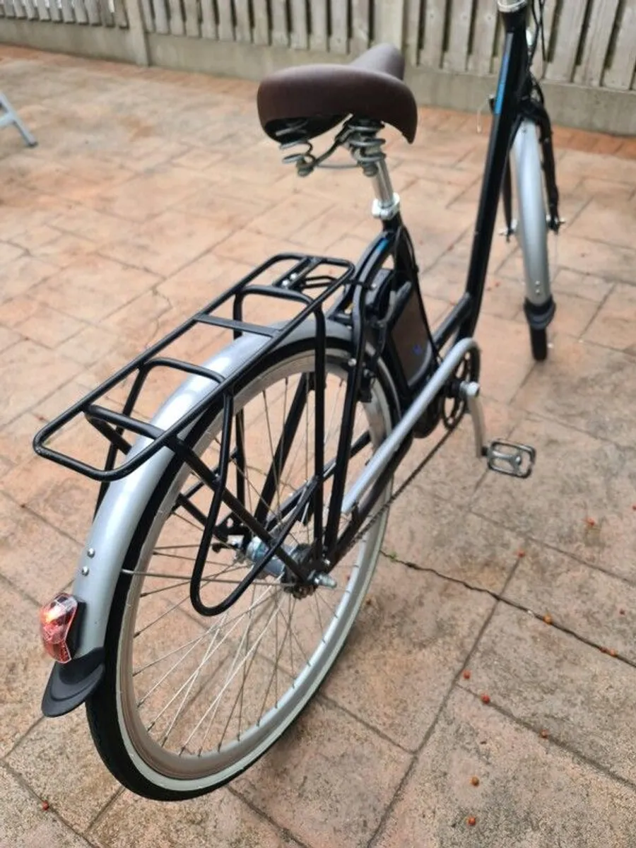 Electric Bike Momentum, Very Soft to ride, need controller - Image 2
