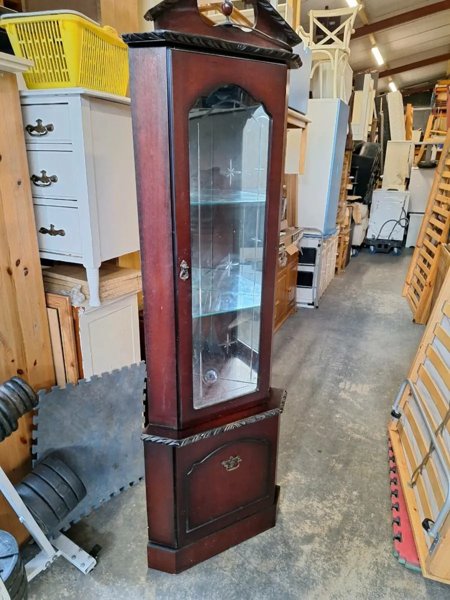 Old corner unit (DELIVERY) - Image 1
