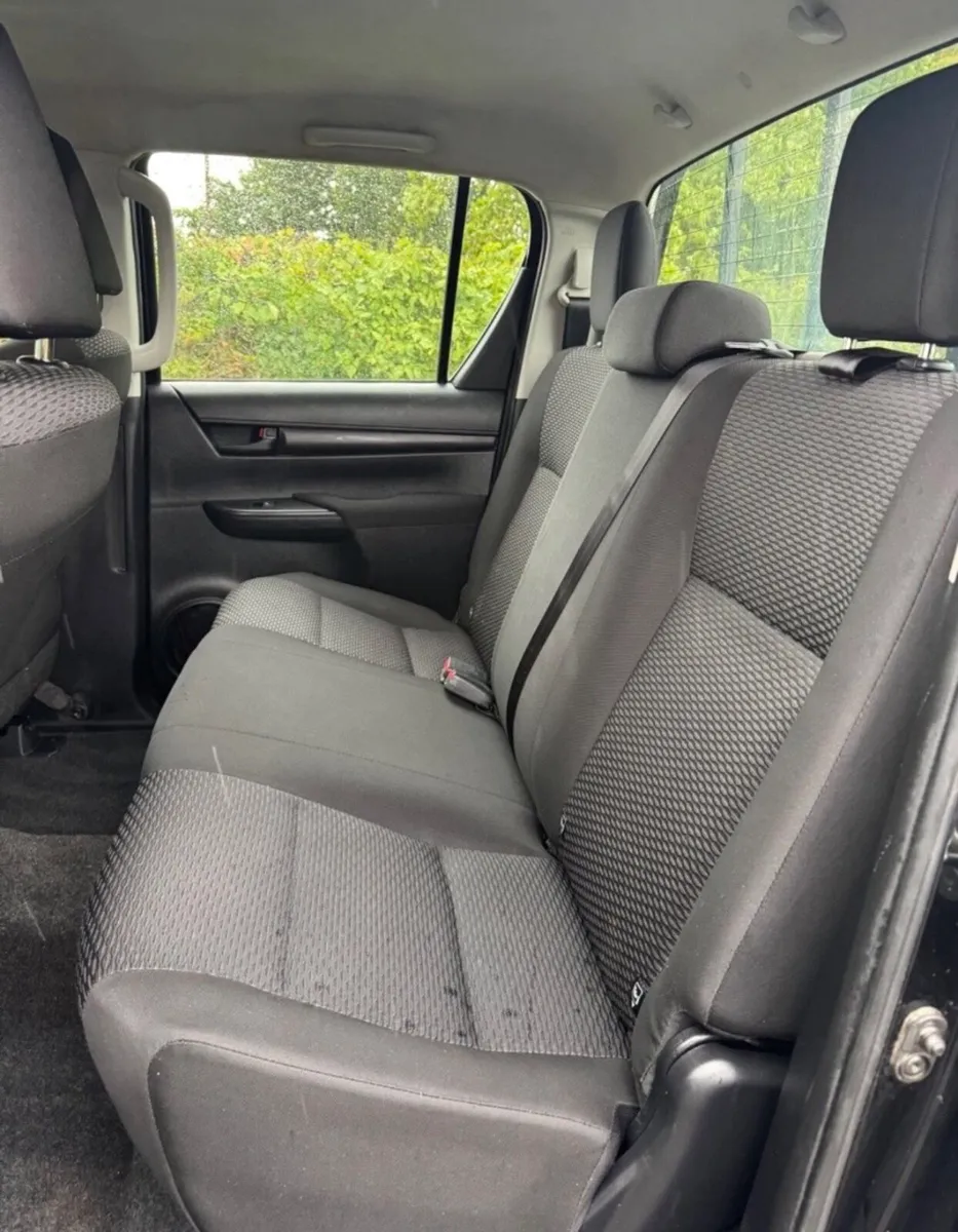 Toyota Hilux Active 2017 . - Image 3