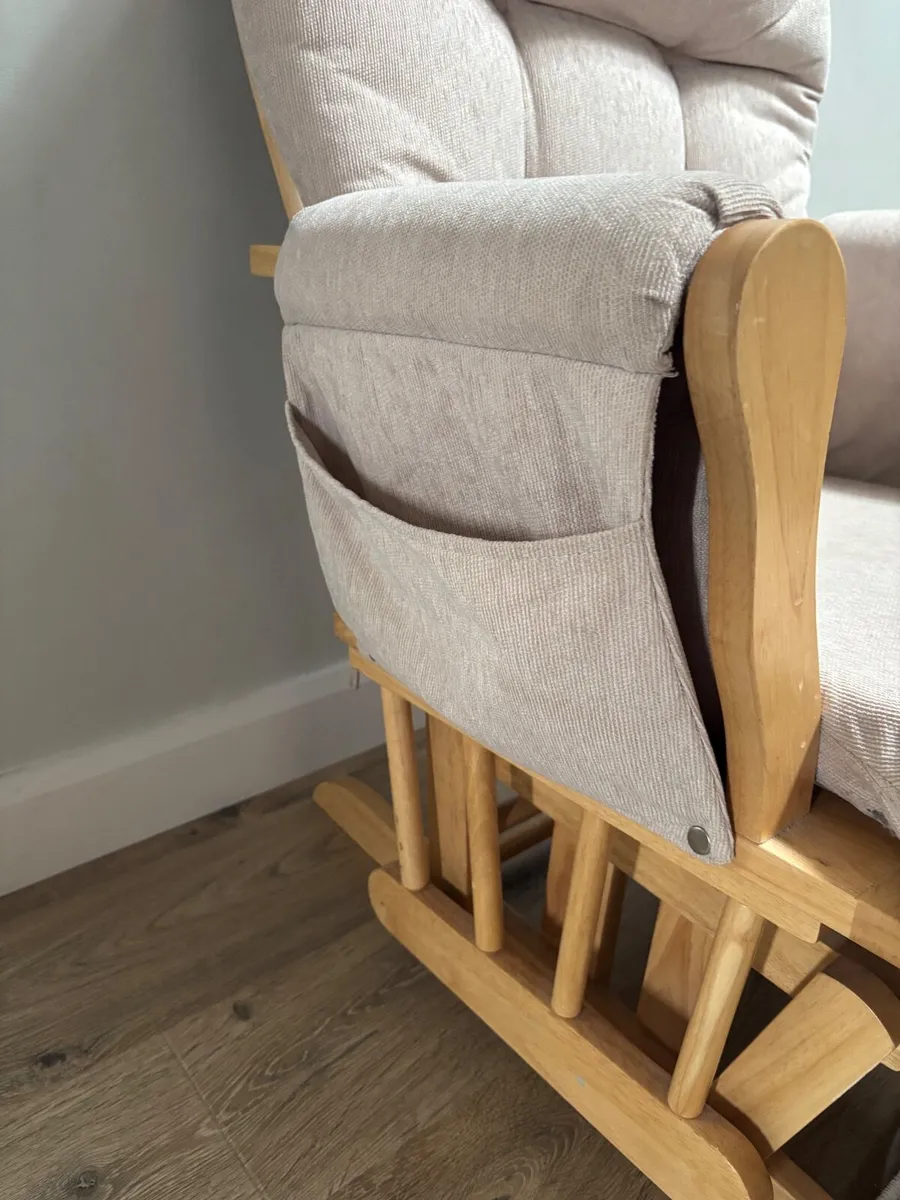 Rocking chair - Image 1